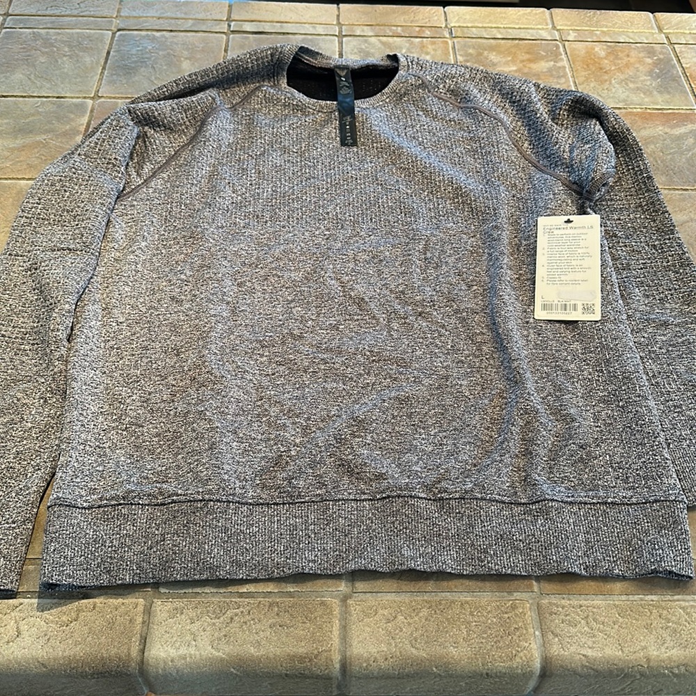 Engineered Warmth LS Crew size large brand new